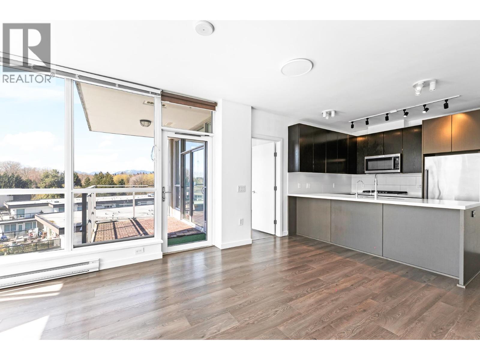 1009 271 Francis Way, New Westminster, British Columbia  V3L 0H2 - Photo 2 - R3076717