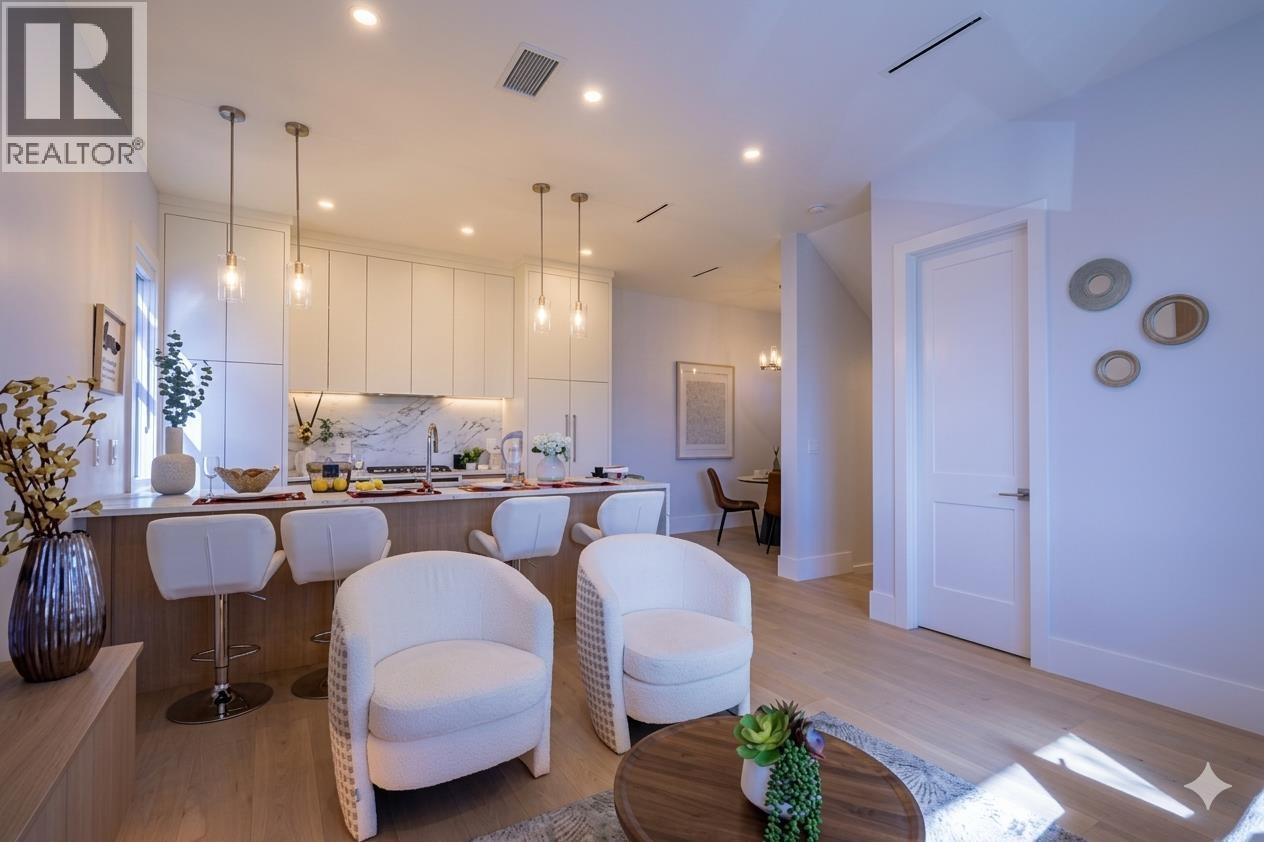 1 4875 Albert Street, Burnaby, British Columbia  V5C 2H4 - Photo 3 - R3102656