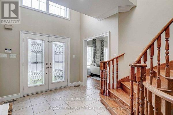 Main - 136 Prohill Street, Pickering, Ontario  L1V 7G8 - Photo 3 - E12986604