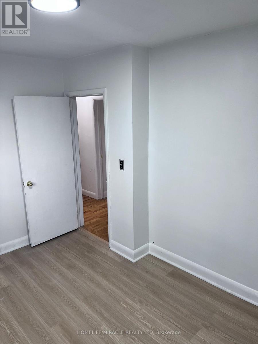 Upper - 775 Shelley Avenue, Oshawa, Ontario  L1H 3J7 - Photo 6 - E12974128