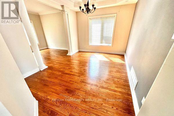 Main - 136 Prohill Street, Pickering, Ontario  L1V 7G8 - Photo 9 - E12986604