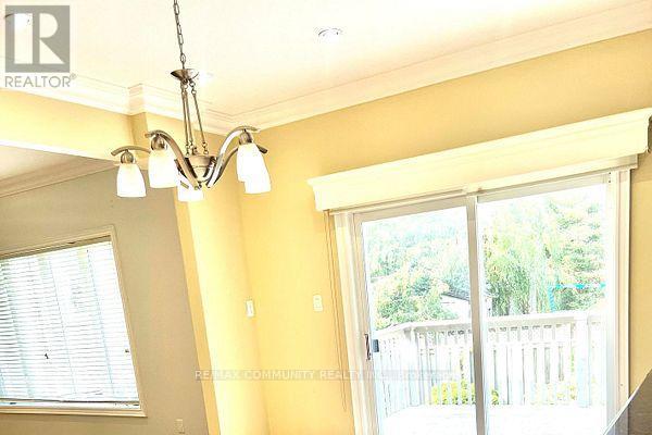 Main - 136 Prohill Street, Pickering, Ontario  L1V 7G8 - Photo 8 - E12986604