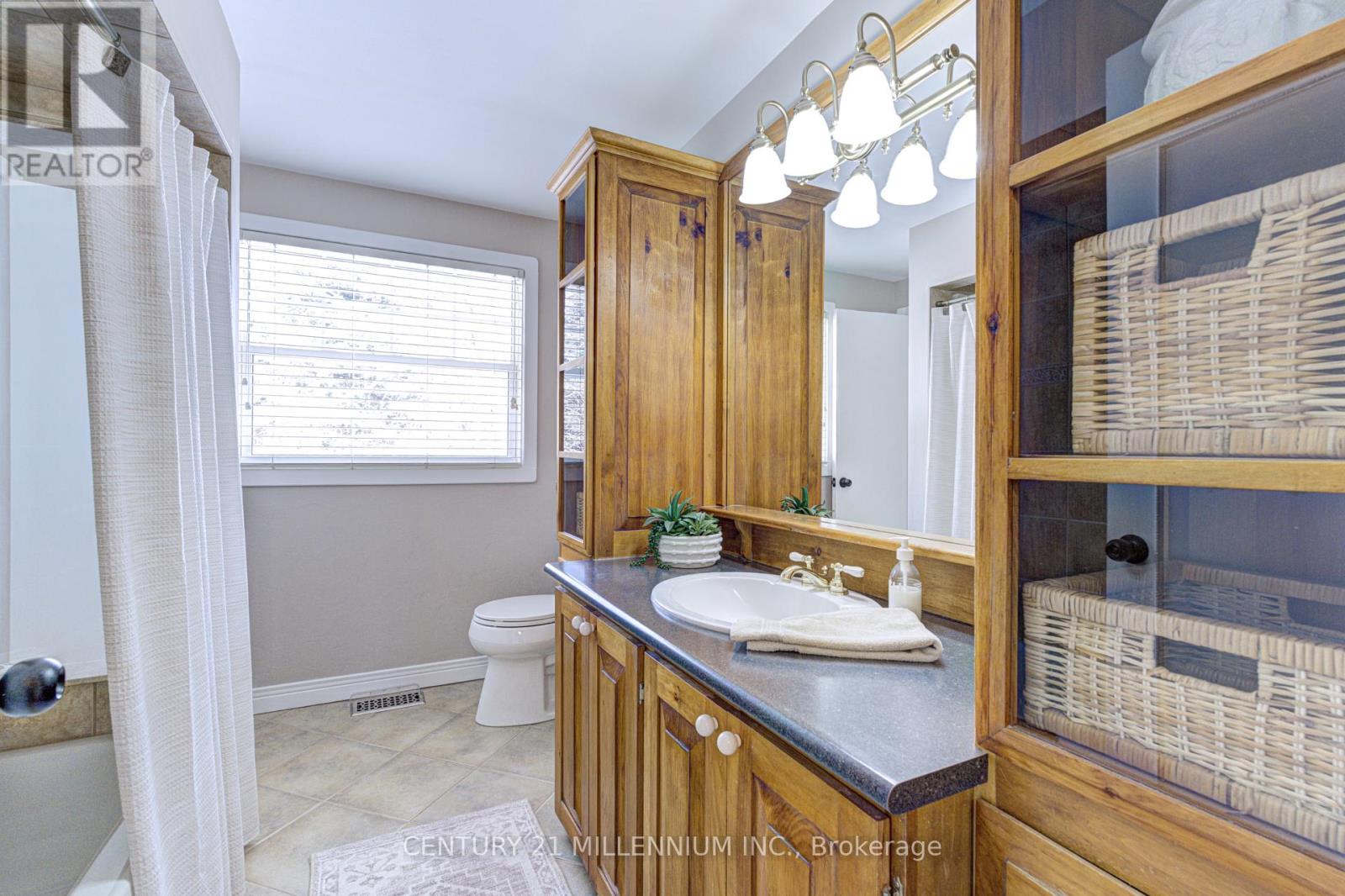 1659 Hawthorn Avenue, Caledon, Ontario  L7K 0X2 - Photo 34 - W12975674