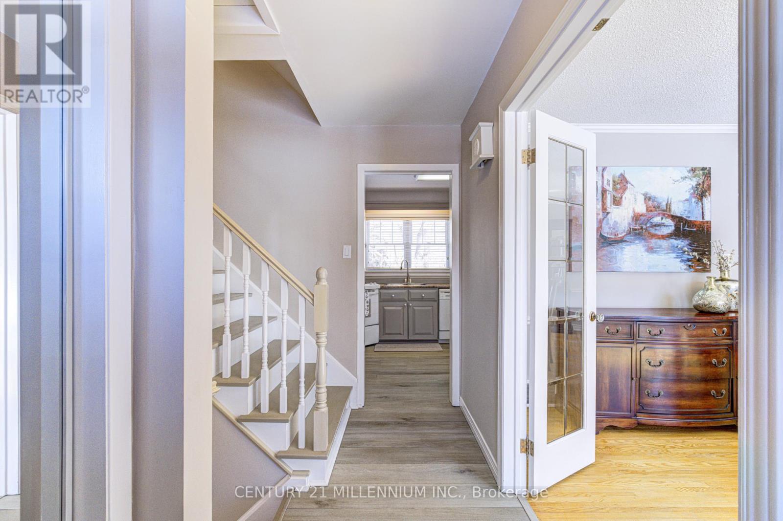 1659 Hawthorn Avenue, Caledon, Ontario  L7K 0X2 - Photo 4 - W12975674