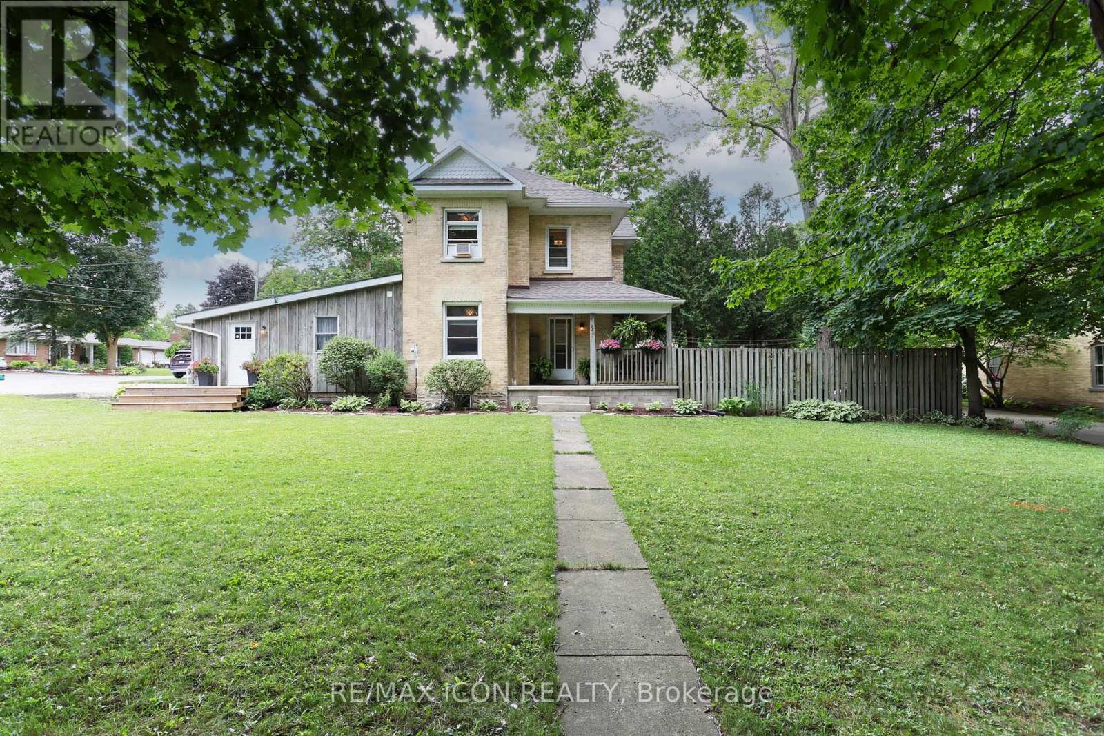 280 FERGUS STREET N, Wellington North, Ontario