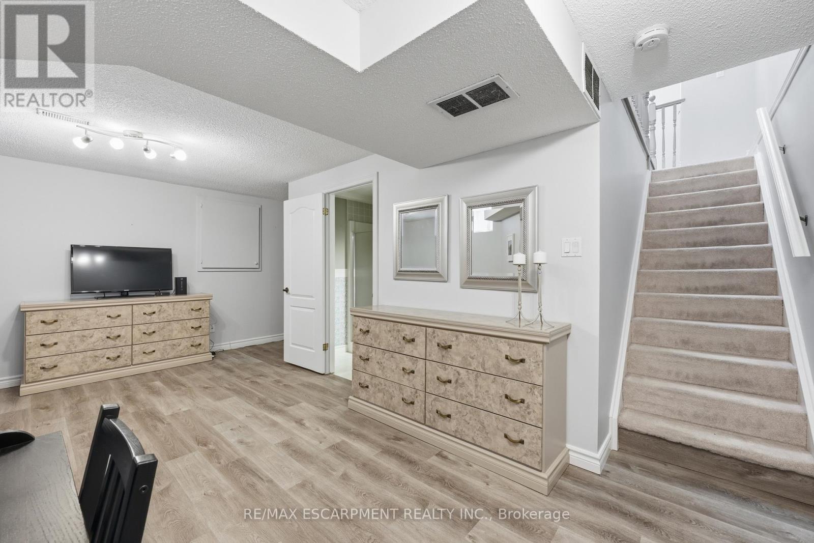 175 Fiddlers Green Road, Hamilton, Ontario  L9G 4X7 - Photo 19 - X12987302