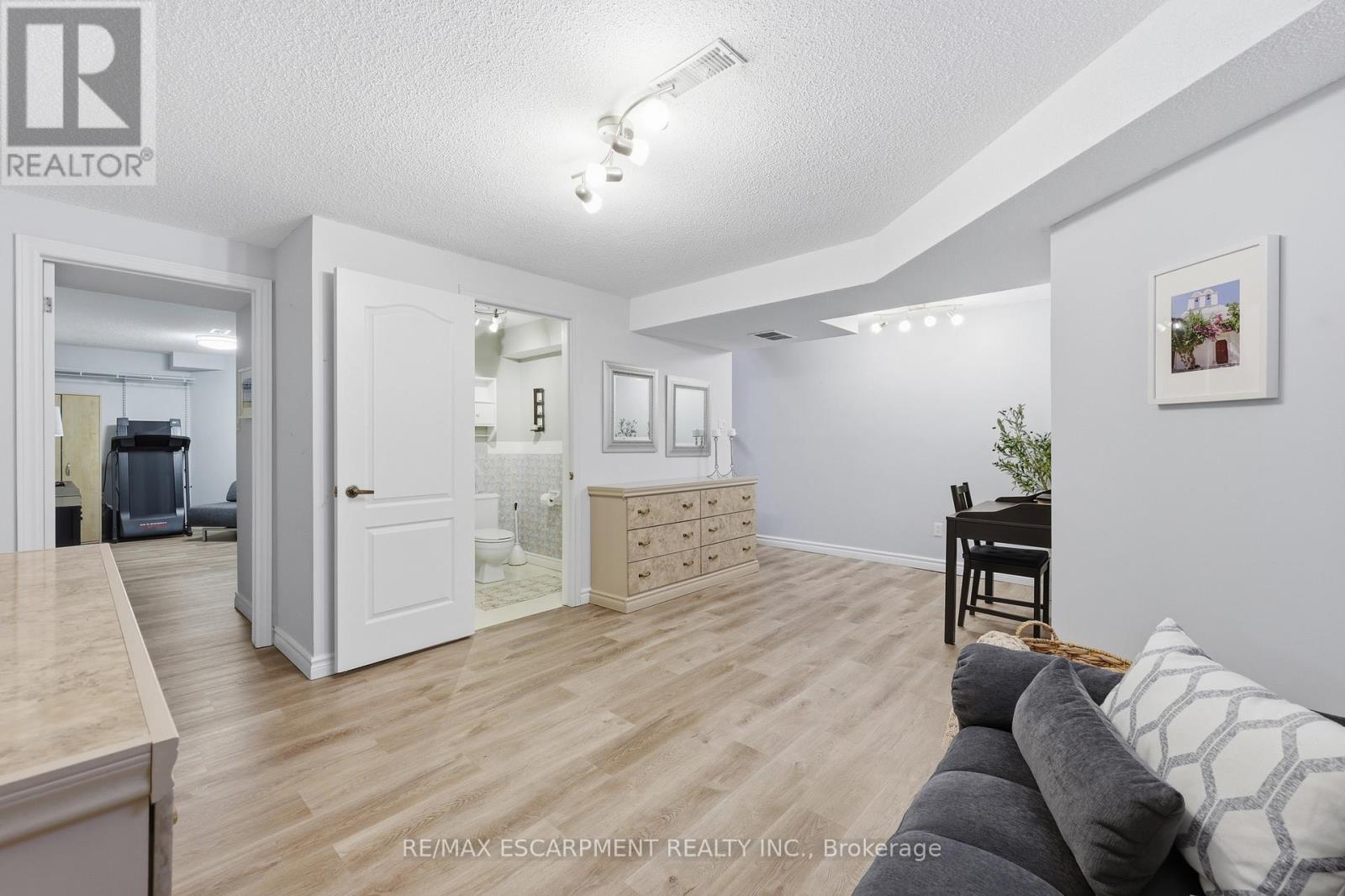 175 Fiddlers Green Road, Hamilton, Ontario  L9G 4X7 - Photo 21 - X12987302