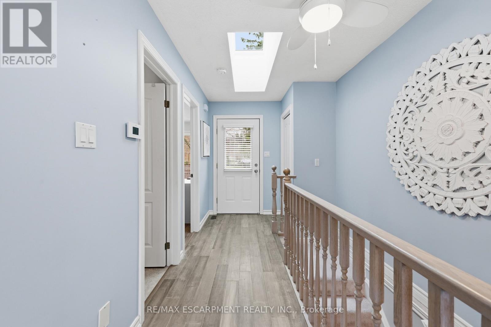 175 Fiddlers Green Road, Hamilton, Ontario  L9G 4X7 - Photo 5 - X12987302