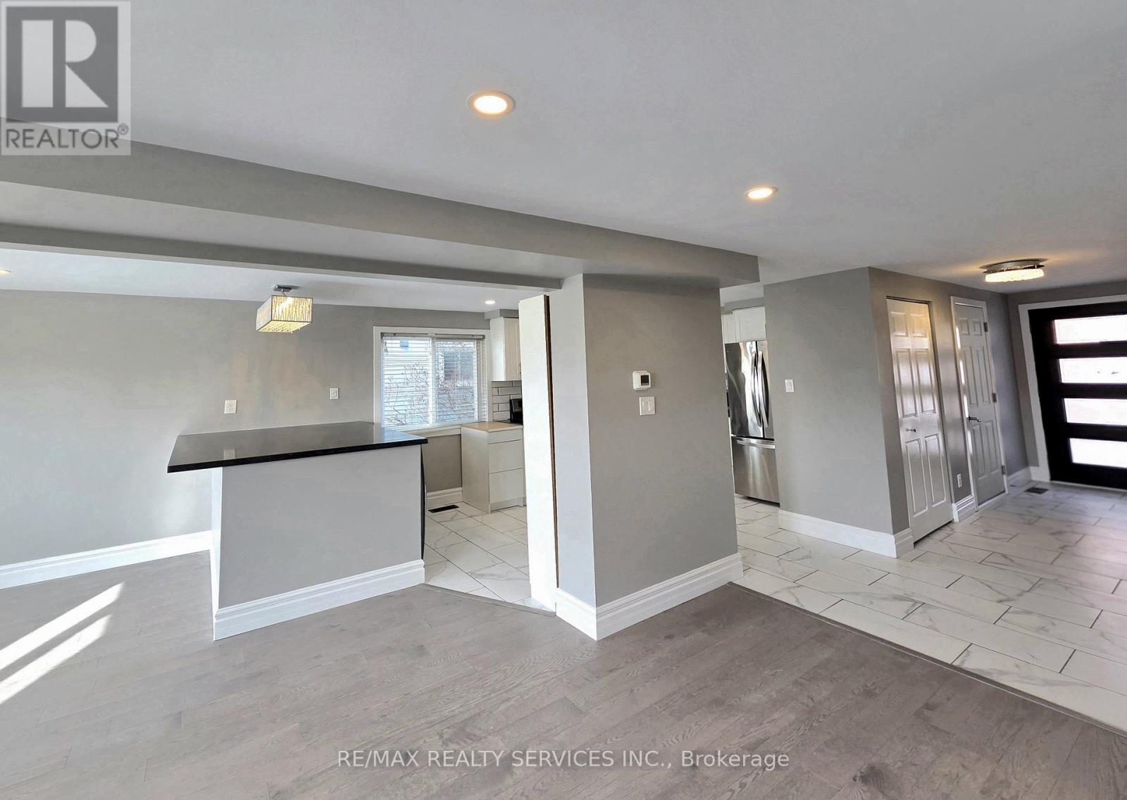 662 Elgin Street N, Cambridge, Ontario N1R 7W5 - Photo 10 - X12987304