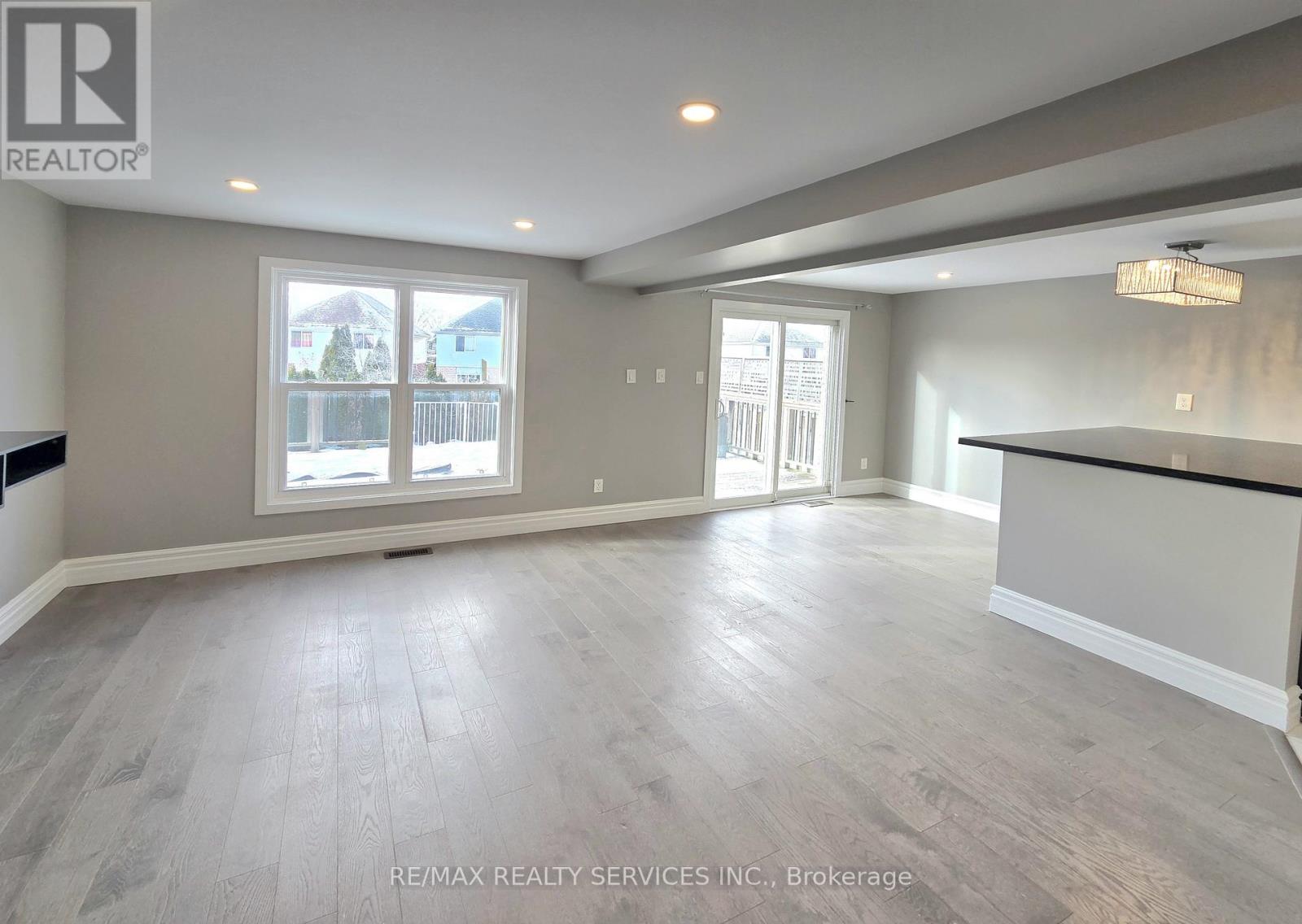 662 Elgin Street N, Cambridge, Ontario N1R 7W5 - Photo 18 - X12987304