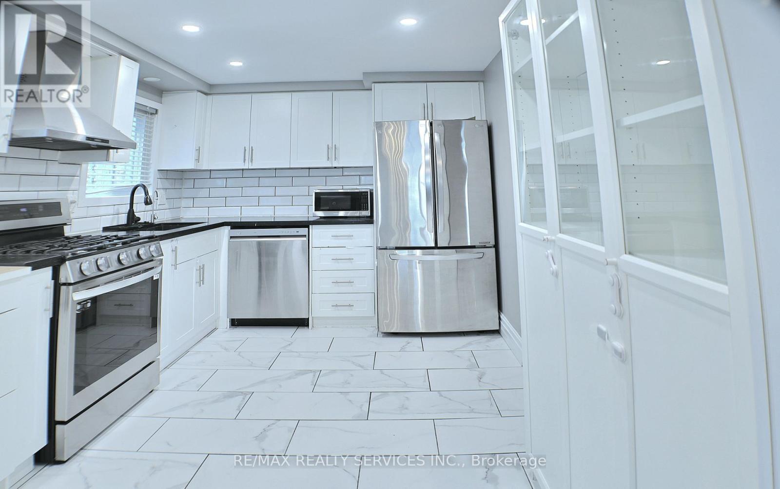 662 Elgin Street N, Cambridge, Ontario N1R 7W5 - Photo 26 - X12987304