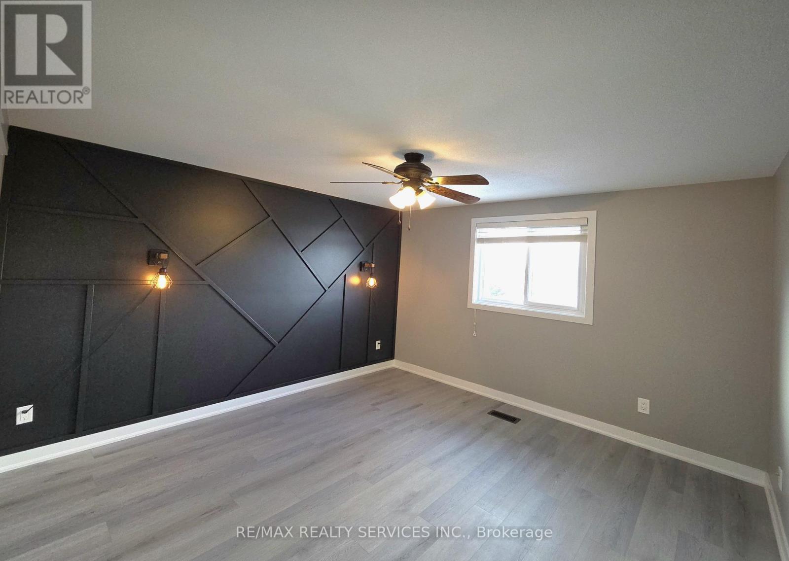 662 Elgin Street N, Cambridge, Ontario N1R 7W5 - Photo 32 - X12987304