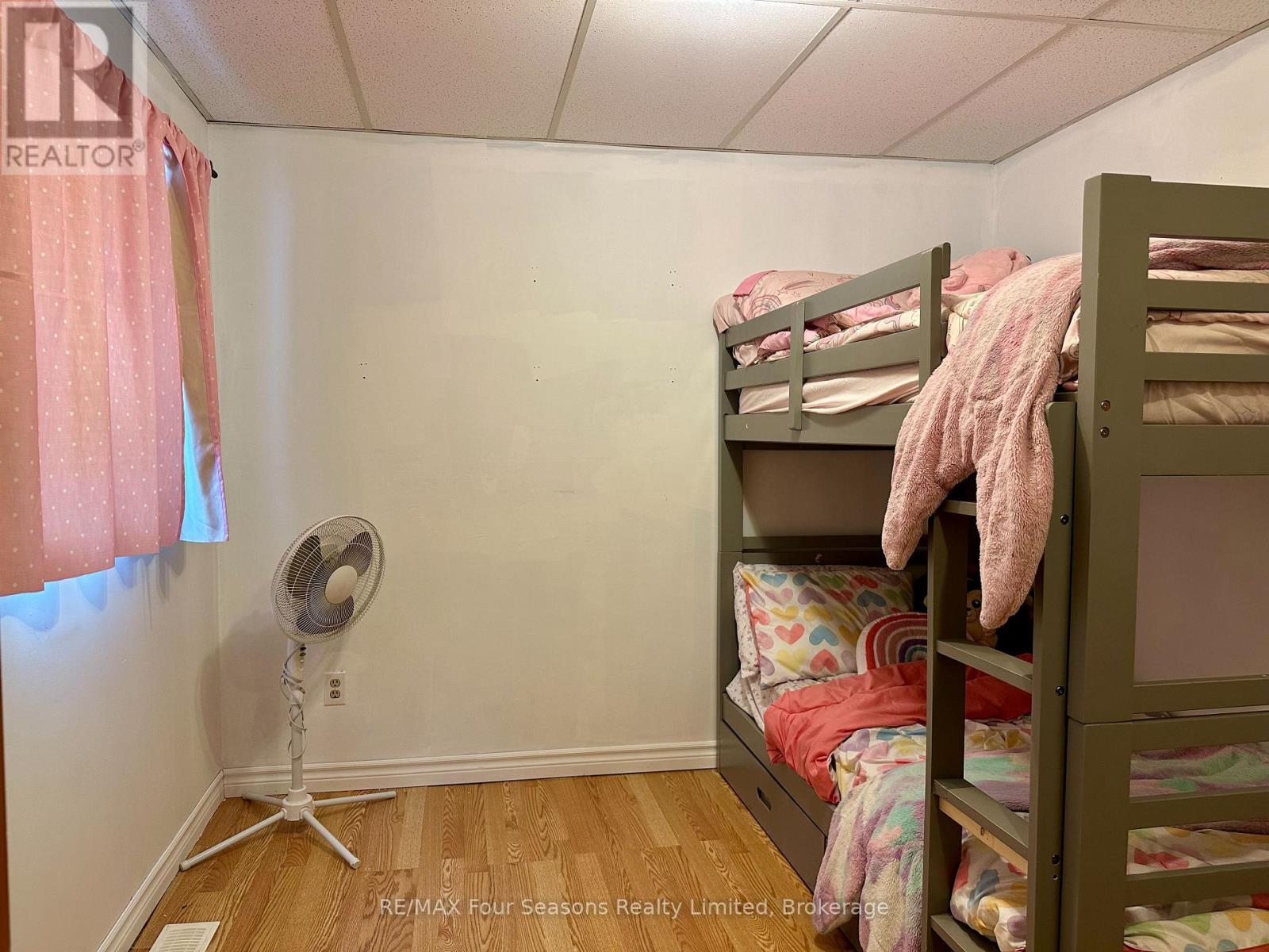 196 Melrose Avenue, Wasaga Beach, Ontario  L9Z 2T1 - Photo 16 - S12956794