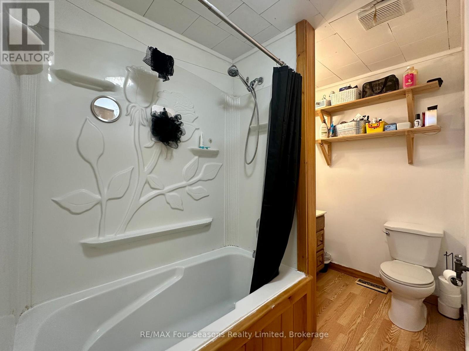 196 Melrose Avenue, Wasaga Beach, Ontario  L9Z 2T1 - Photo 18 - S12956794