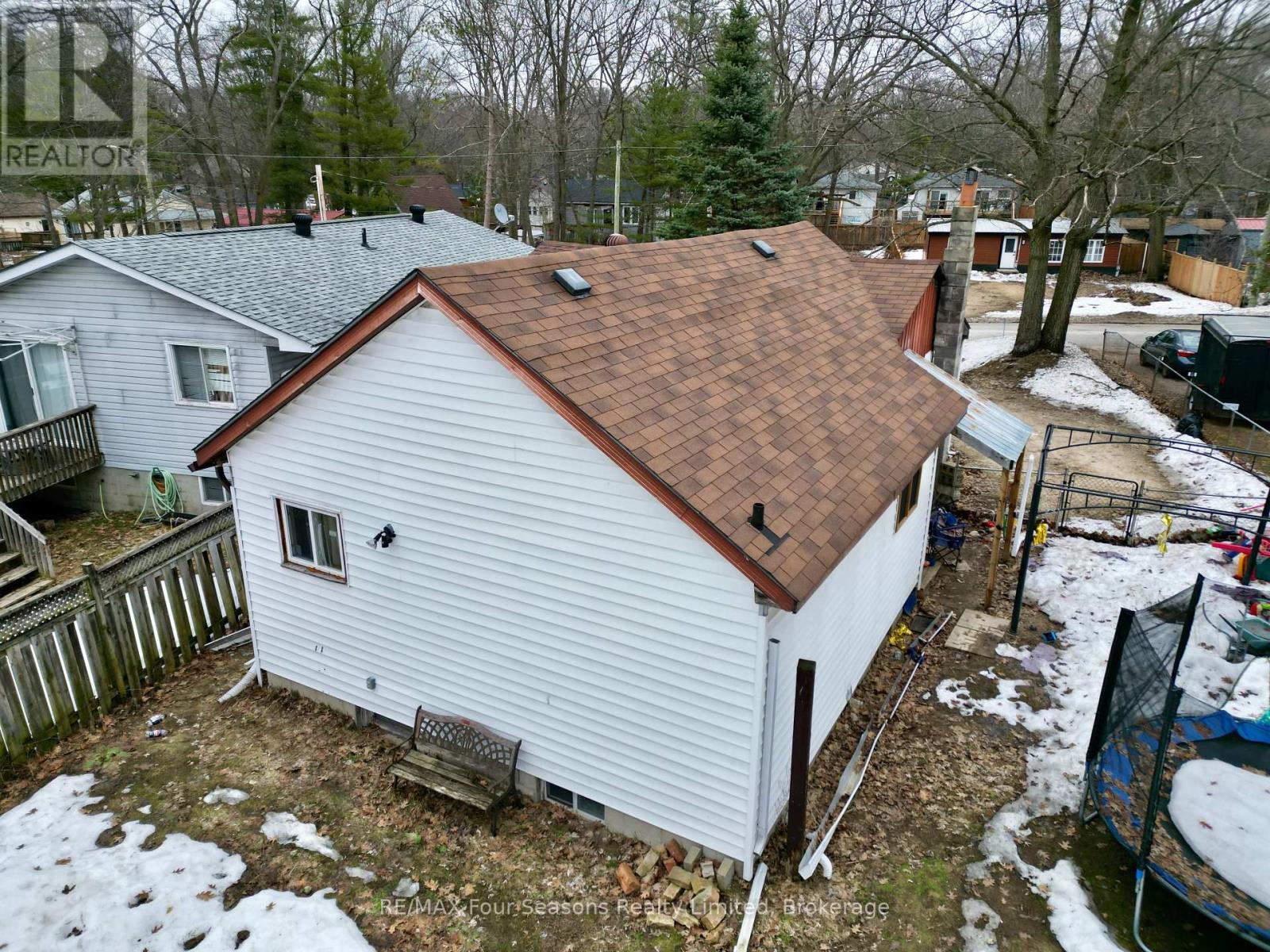 196 Melrose Avenue, Wasaga Beach, Ontario  L9Z 2T1 - Photo 30 - S12956794