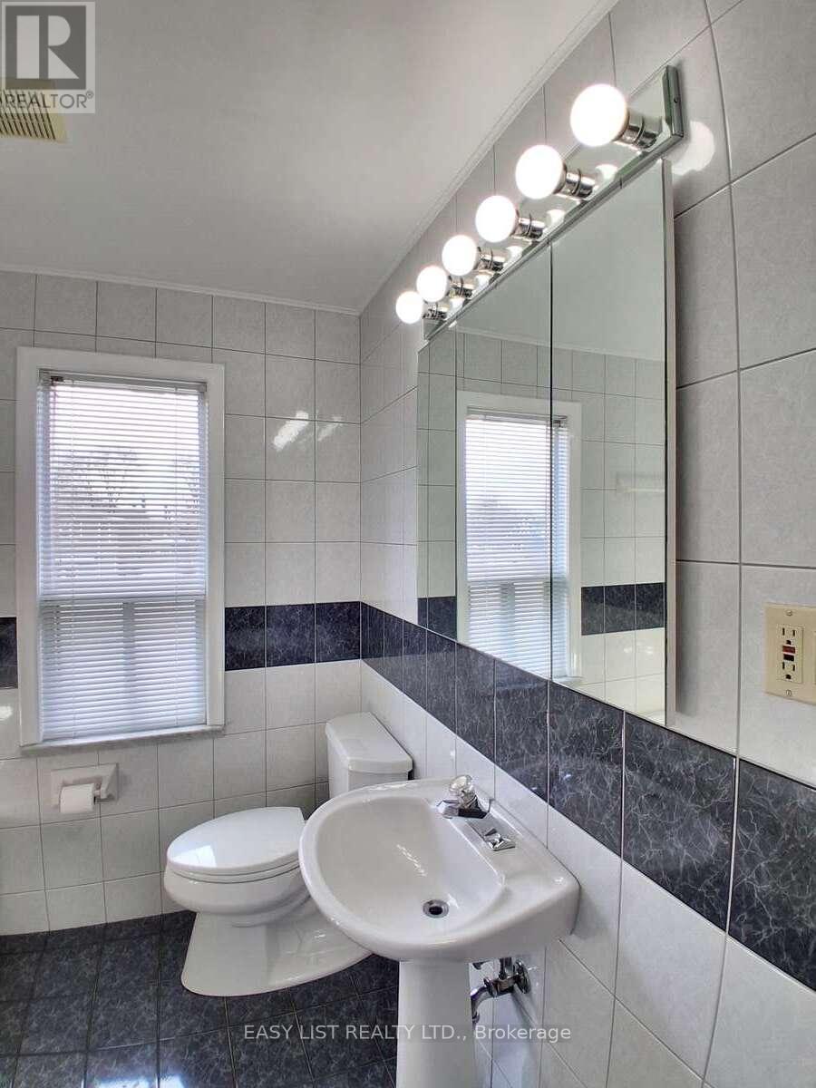 6 Brigham Court, Toronto, Ontario  M9W 1T8 - Photo 17 - W12979958