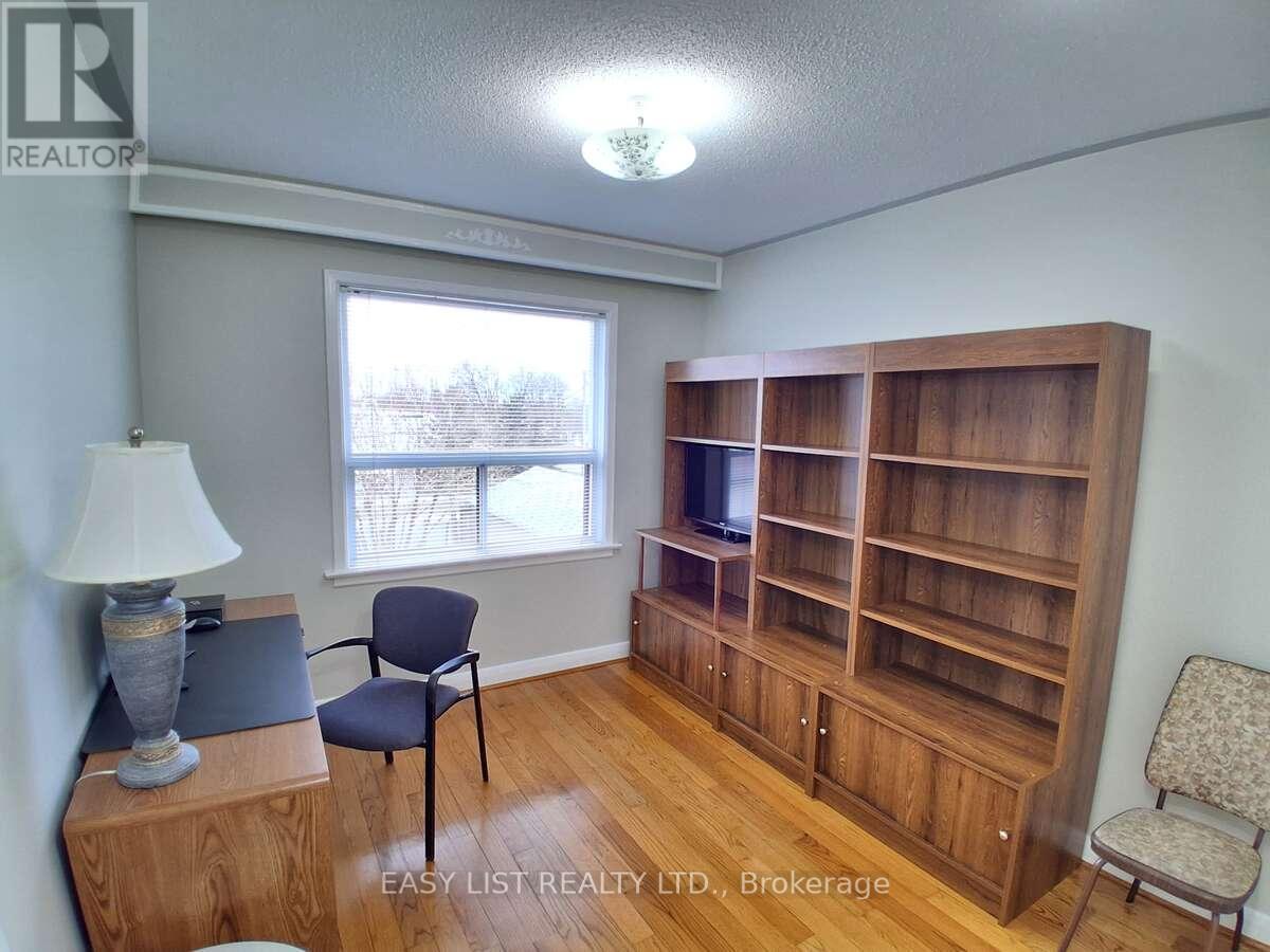 6 Brigham Court, Toronto, Ontario  M9W 1T8 - Photo 16 - W12979958