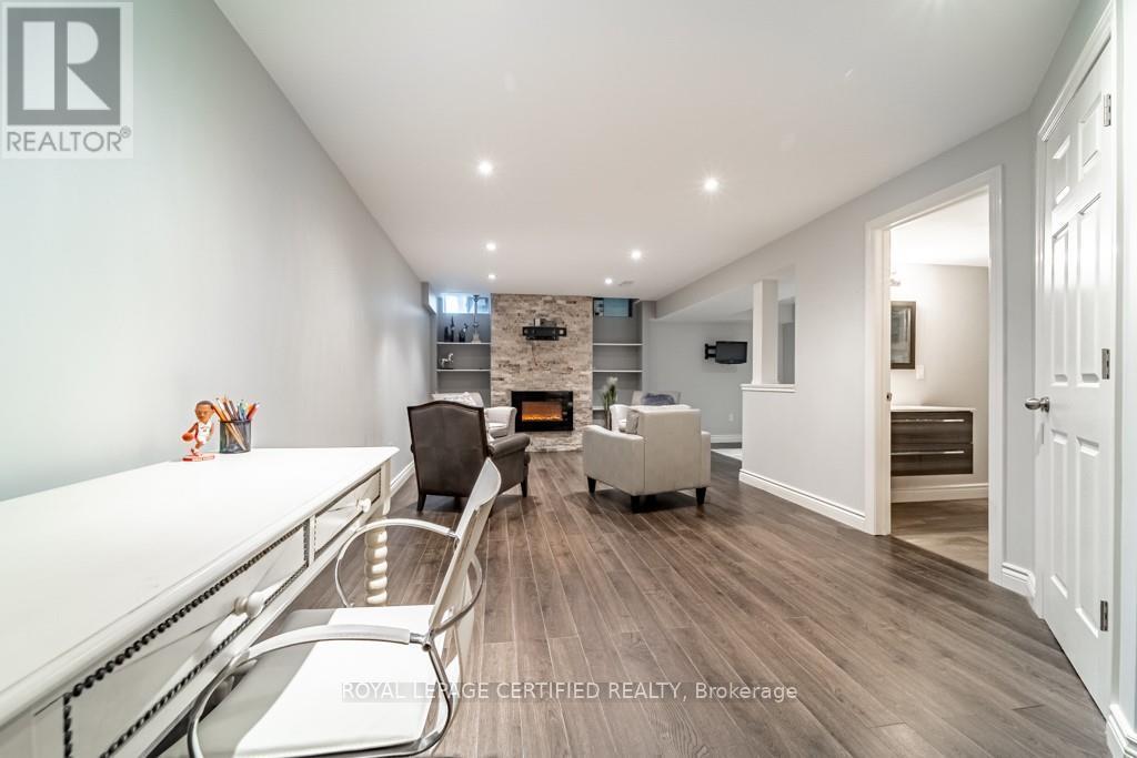 60 Guest Street, Hamilton, Ontario  L9K 0G5 - Photo 38 - X12960514