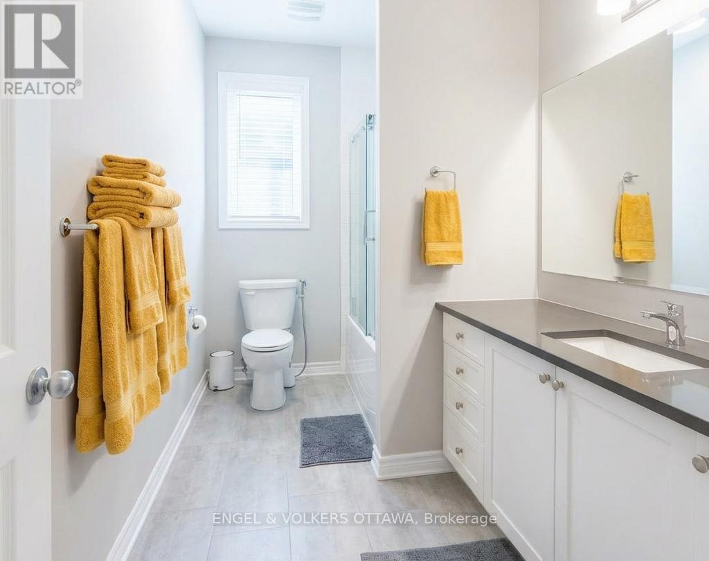 19 Allan Place, Ottawa, Ontario  K2S 2A9 - Photo 20 - X12980438