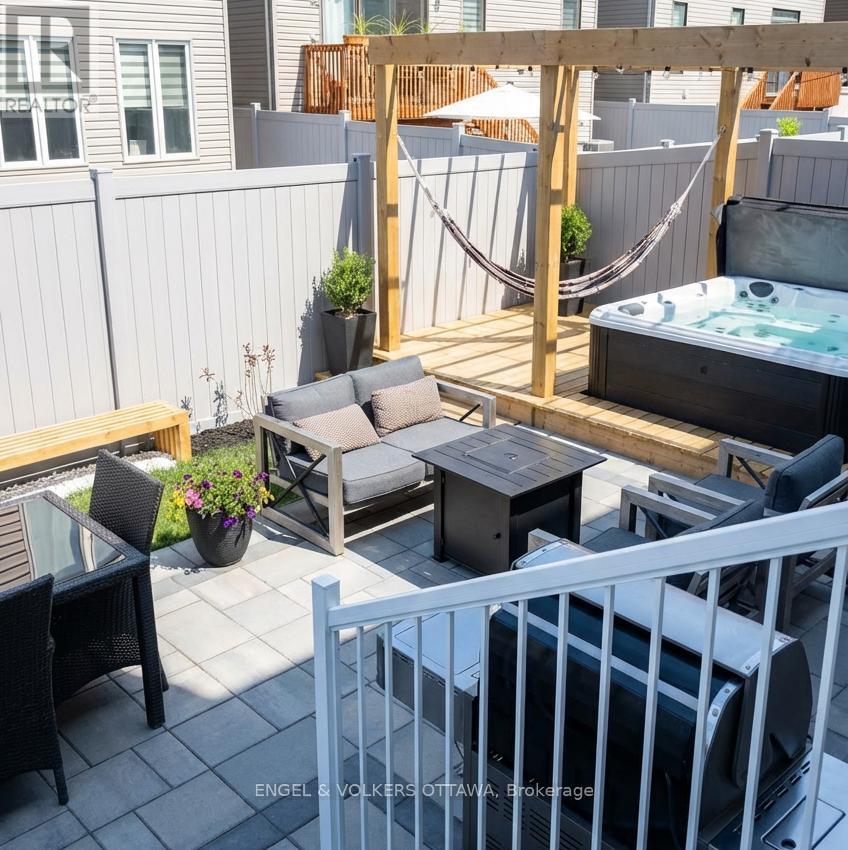 19 Allan Place, Ottawa, Ontario  K2S 2A9 - Photo 31 - X12980438