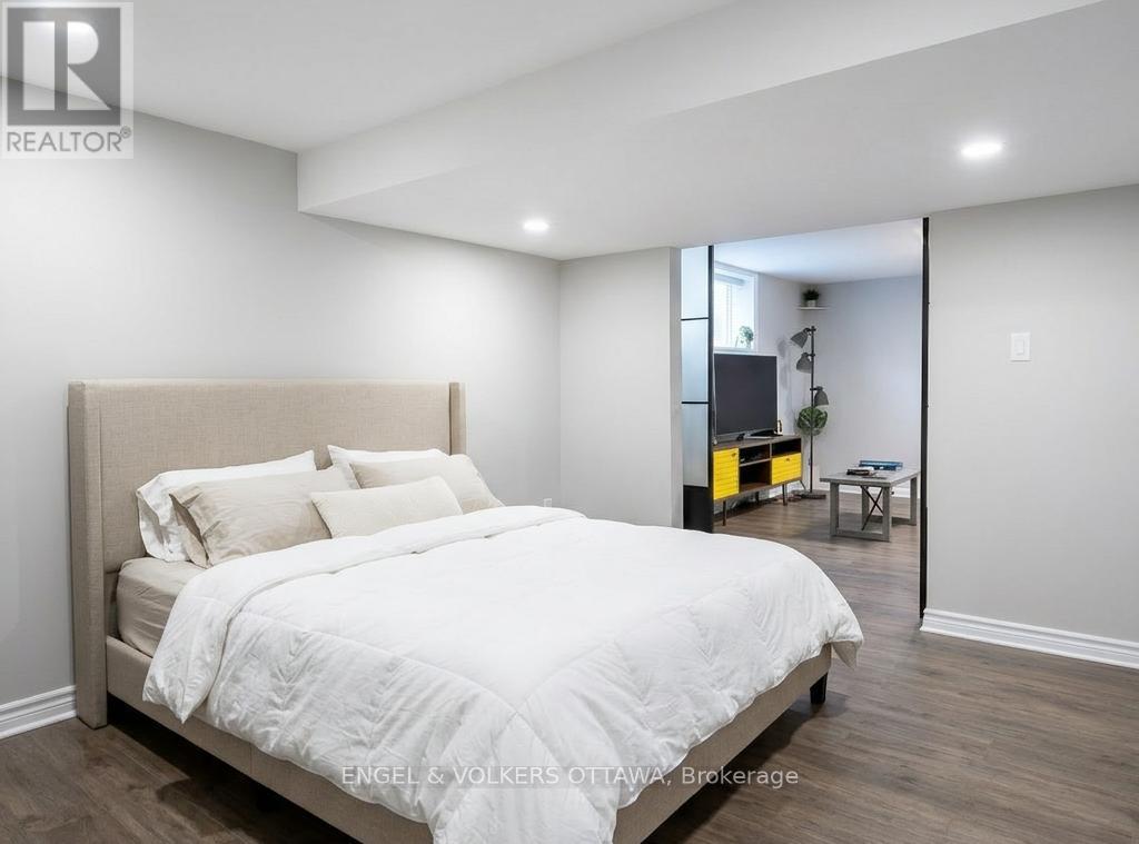 19 Allan Place, Ottawa, Ontario  K2S 2A9 - Photo 29 - X12980438