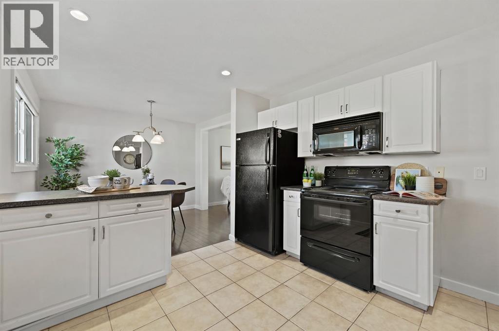 571 Killarney Glen Court Sw, Calgary, Alberta  T3E 7H4 - Photo 9 - A2265392