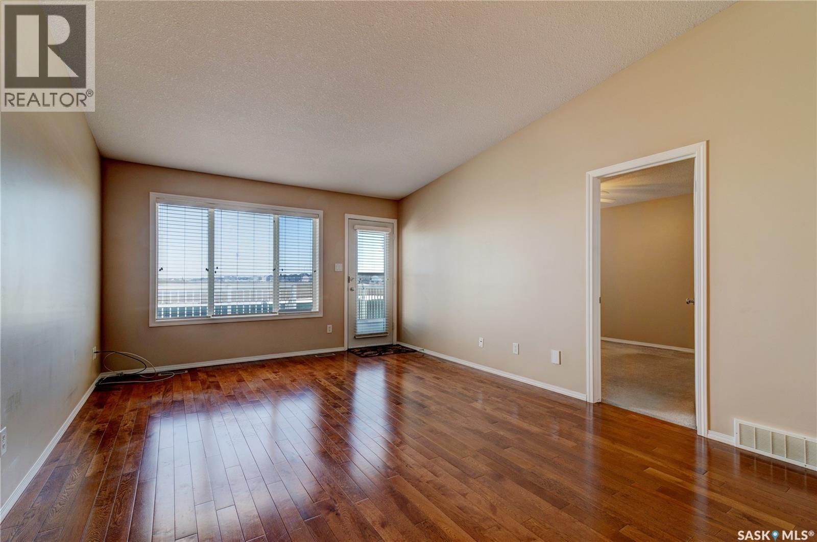 26 2801 Windsor Park Road, Regina, Saskatchewan  S4V 1E7 - Photo 9 - SK032367