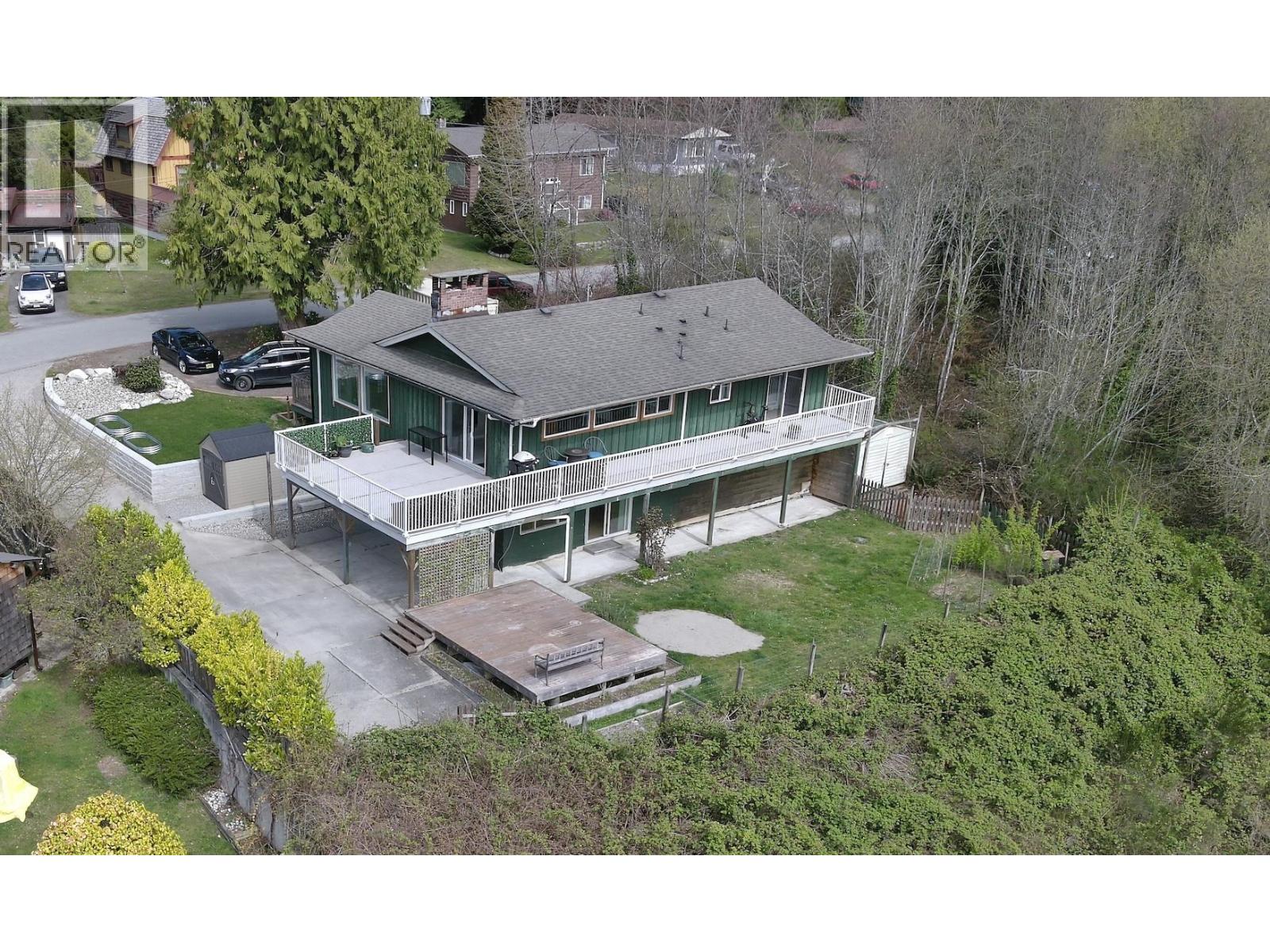 1405 VELVET ROAD, Gibsons, British Columbia