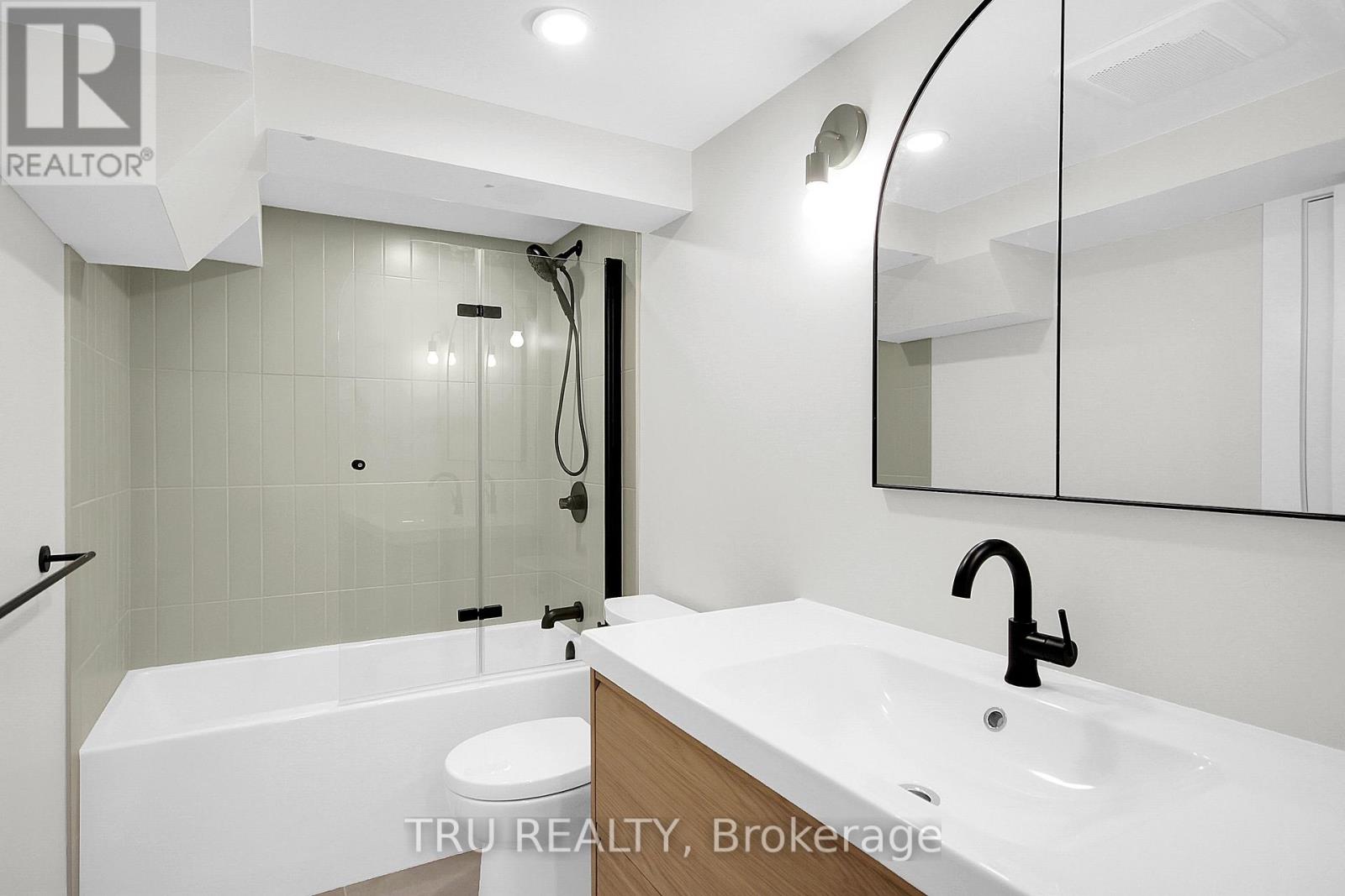 B - 2643 Don Street, Ottawa, Ontario  K2B 6Y2 - Photo 14 - X12987308