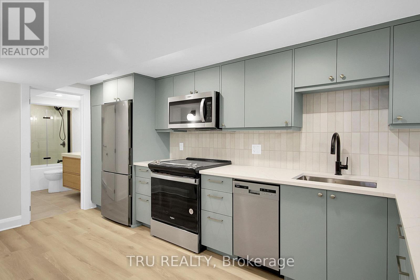 B - 2643 Don Street, Ottawa, Ontario  K2B 6Y2 - Photo 6 - X12987308