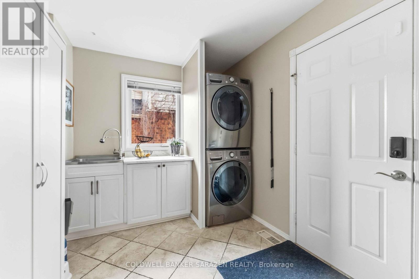 734 Rolling River Crescent, Ottawa, Ontario  K1V 1M2 - Photo 12 - X12987376