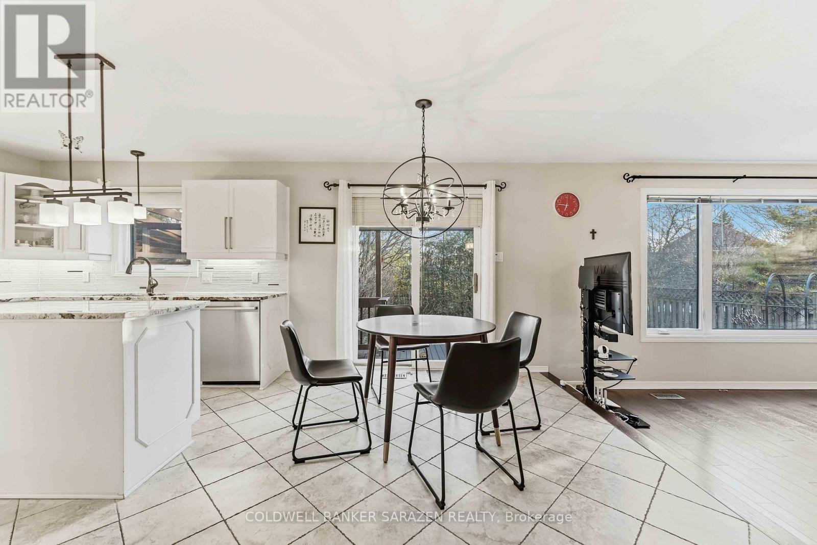 734 Rolling River Crescent, Ottawa, Ontario  K1V 1M2 - Photo 6 - X12987376