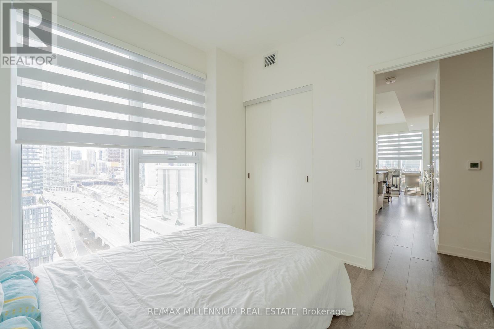 1808 - 20 Richardson Street, Toronto, Ontario  M5A 0S6 - Photo 4 - C12987338