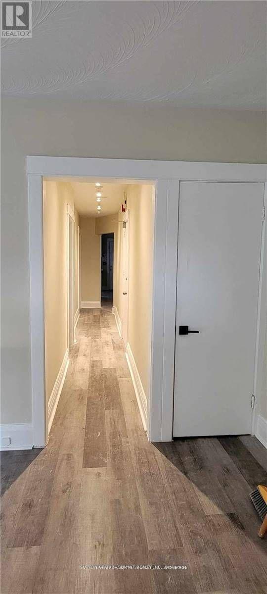 2 - 157 Vaughan Road, Toronto, Ontario  M6C 2L9 - Photo 9 - C12987382