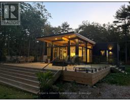736 2190 ISLAND, georgian bay (gibson), Ontario