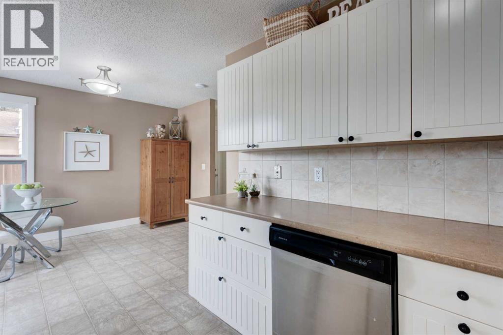 88 Sunhurst Road SE, Calgary, Alberta  T2X 1V8 - Photo 9 - A2294582