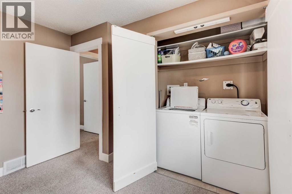 88 Sunhurst Road SE, Calgary, Alberta  T2X 1V8 - Photo 14 - A2294582