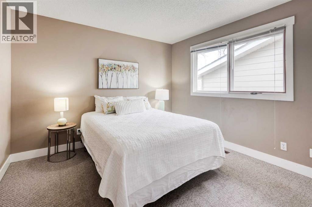 88 Sunhurst Road SE, Calgary, Alberta  T2X 1V8 - Photo 10 - A2294582