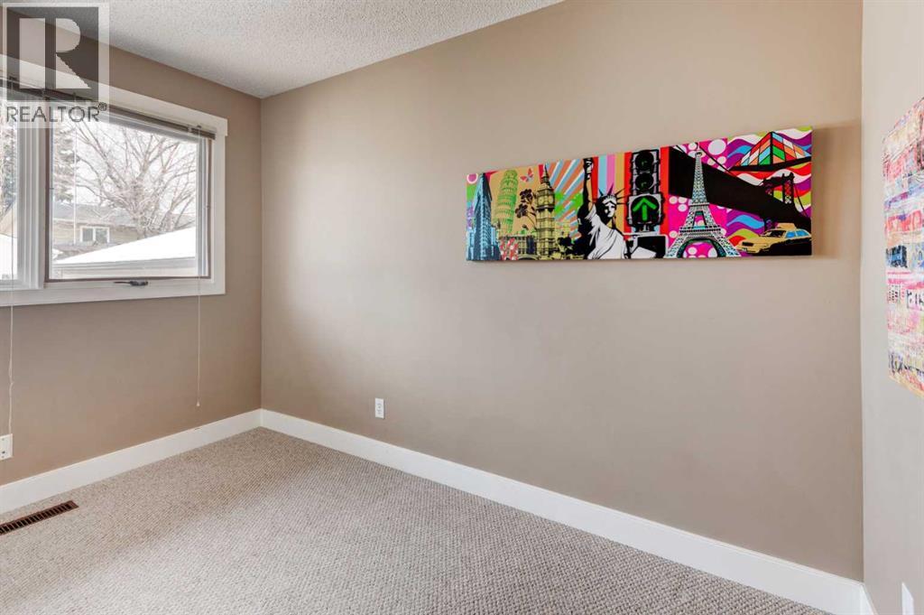 88 Sunhurst Road SE, Calgary, Alberta  T2X 1V8 - Photo 13 - A2294582