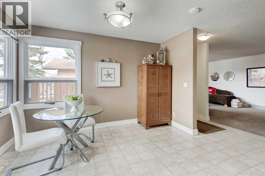 88 Sunhurst Road SE, Calgary, Alberta  T2X 1V8 - Photo 6 - A2294582