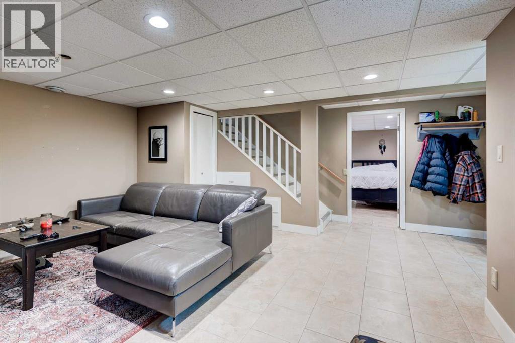 88 Sunhurst Road SE, Calgary, Alberta  T2X 1V8 - Photo 19 - A2294582