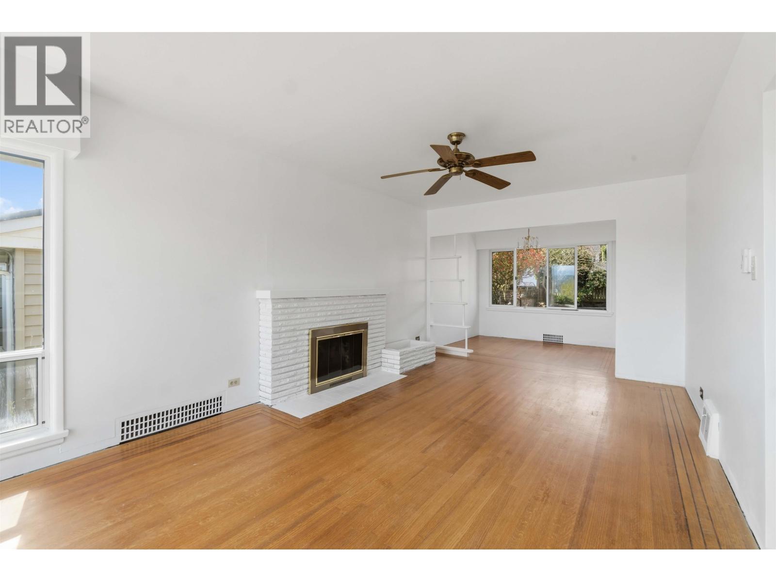 922 Surrey Street, New Westminster, British Columbia  V3L 4W2 - Photo 8 - R3107172