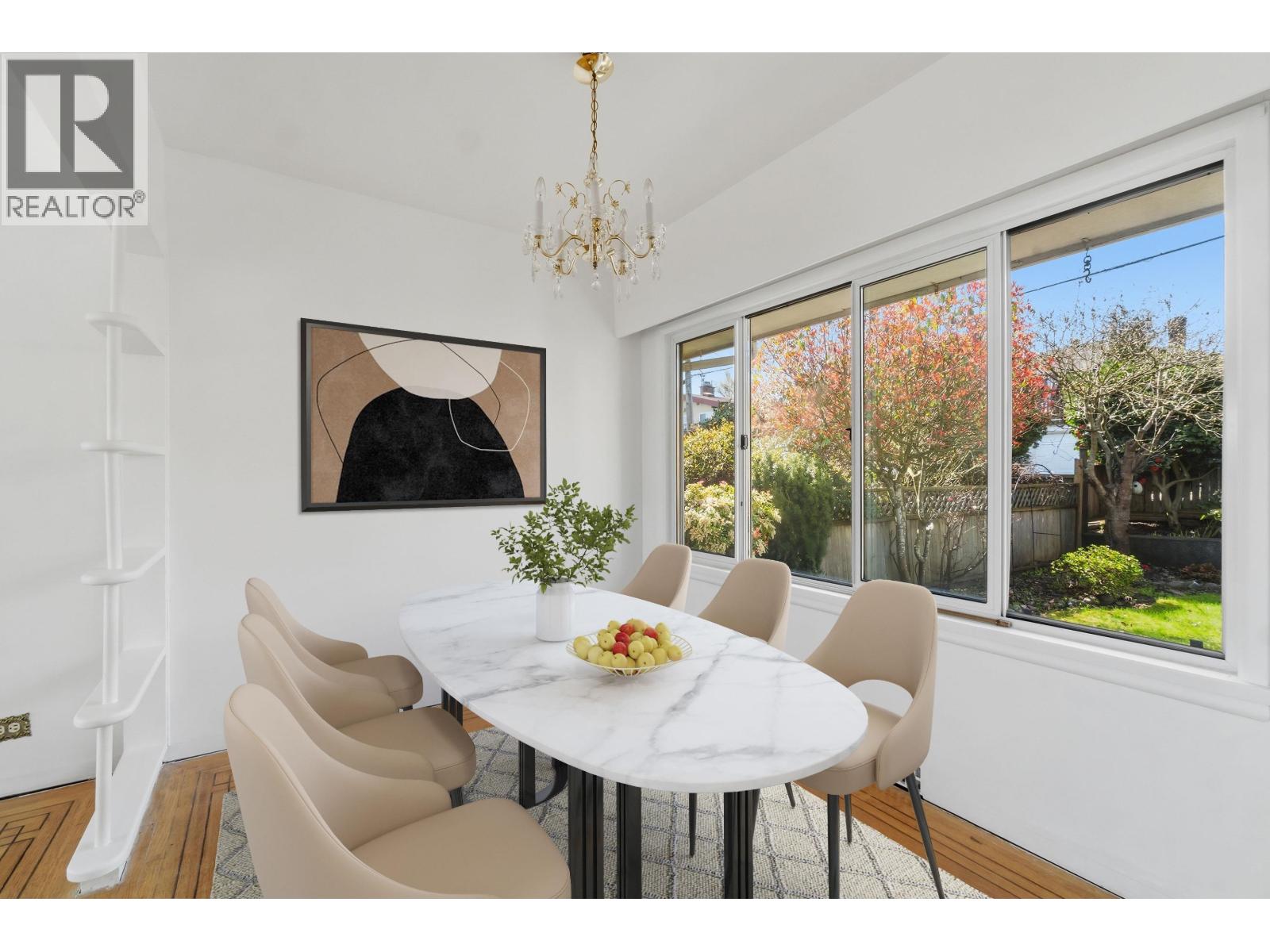 922 Surrey Street, New Westminster, British Columbia  V3L 4W2 - Photo 12 - R3107172