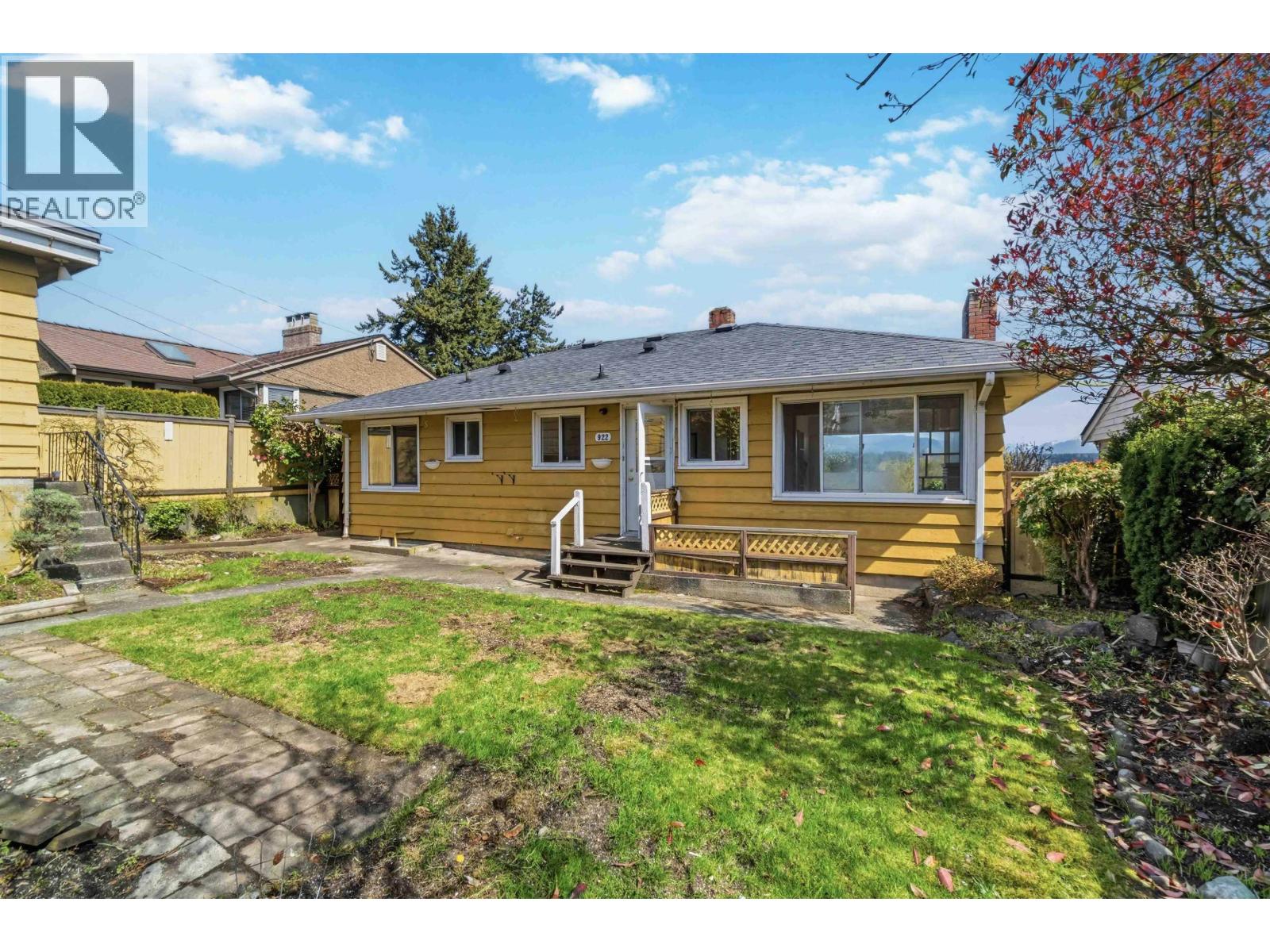 922 Surrey Street, New Westminster, British Columbia  V3L 4W2 - Photo 31 - R3107172