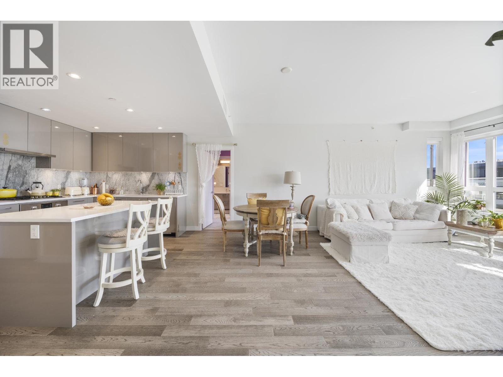 Ph4 4080 Yukon Street, Vancouver, British Columbia  V5Y 0L4 - Photo 3 - R3109205