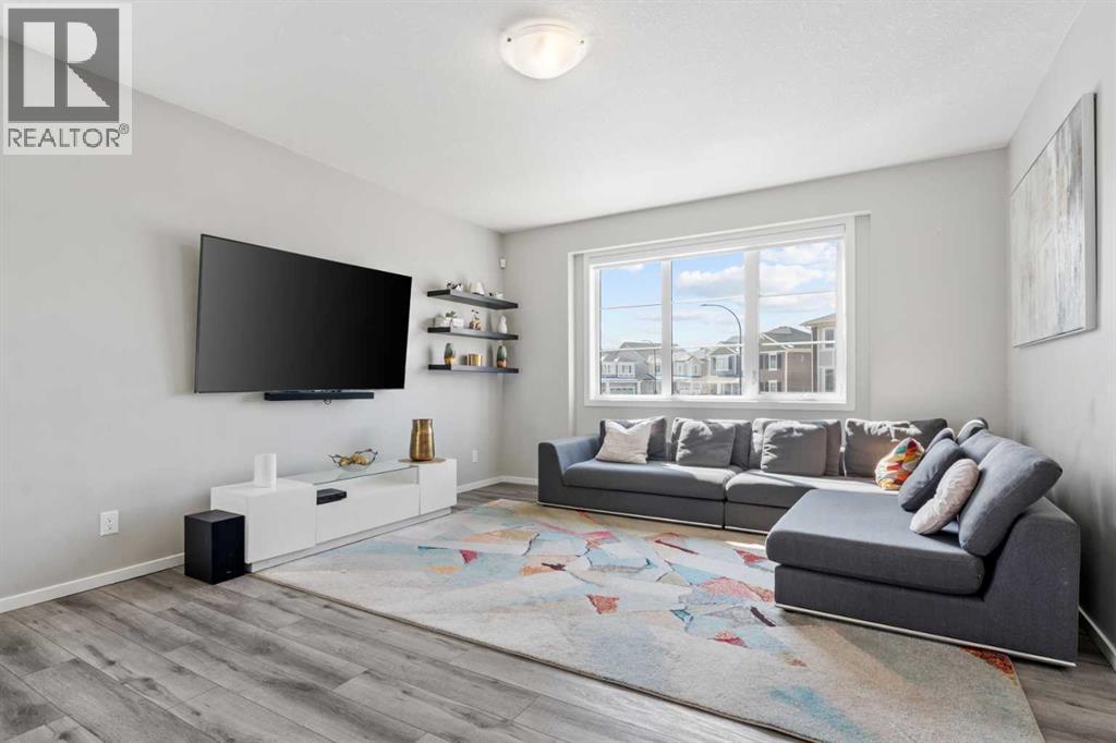 171 Carringham Road Nw, Calgary, Alberta  T3P 1V3 - Photo 4 - A2300670