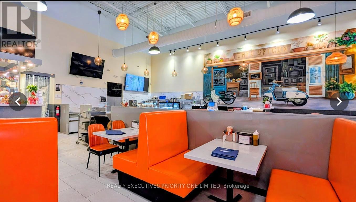 180 Holland Street W, Bradford West Gwillimbury, Ontario  L3Z 1R8 - Photo 8 - N12987336