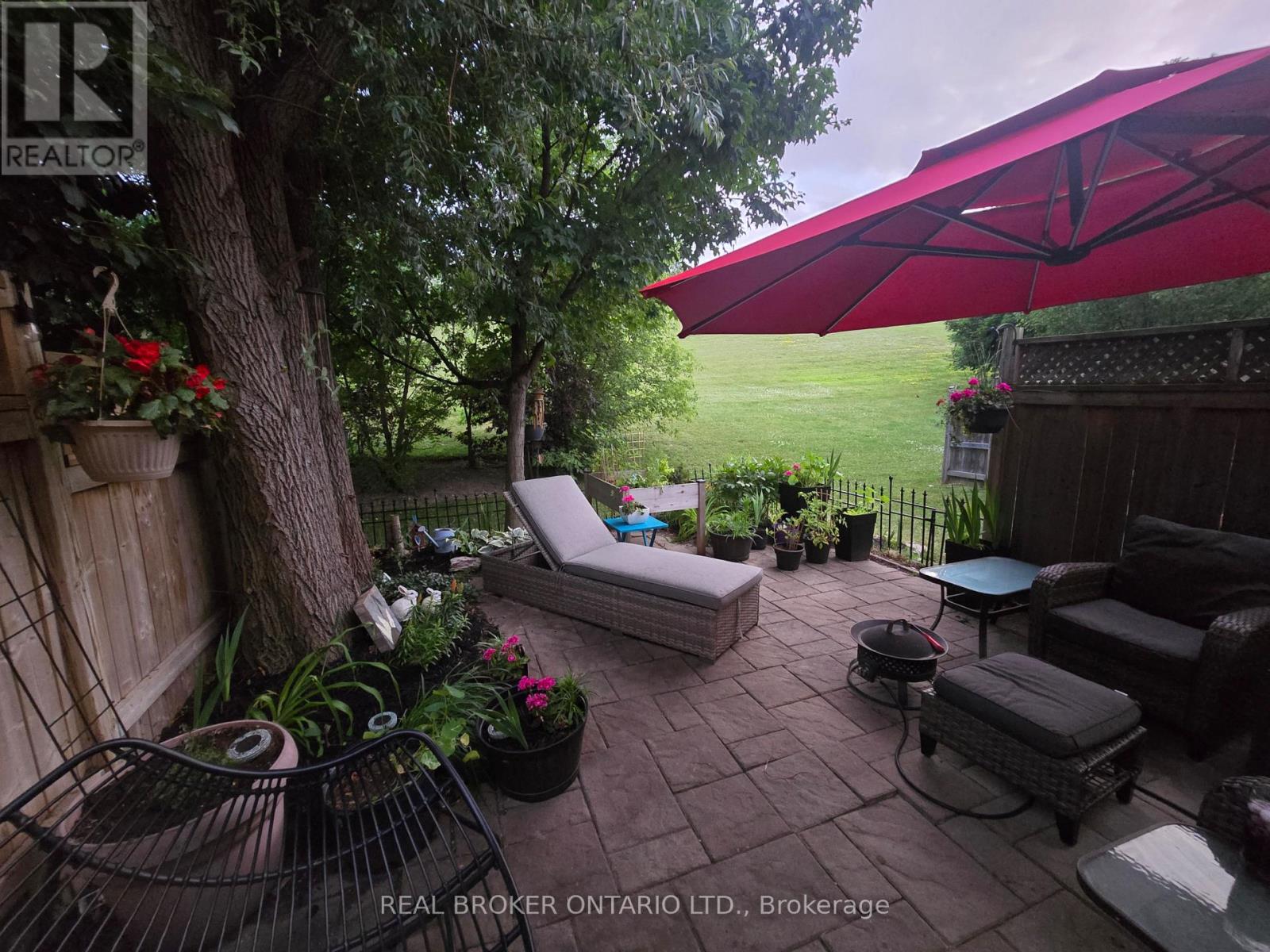 42 - 42 Palomino Trail, Halton Hills, Ontario  L7G 6E9 - Photo 18 - W12987312