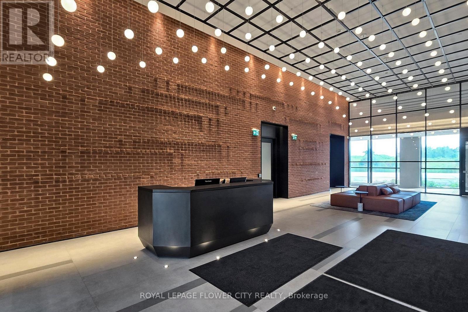 307 - 3220 William Coltson Avenue, Oakville, Ontario  L6H 7X9 - Photo 5 - W12987324