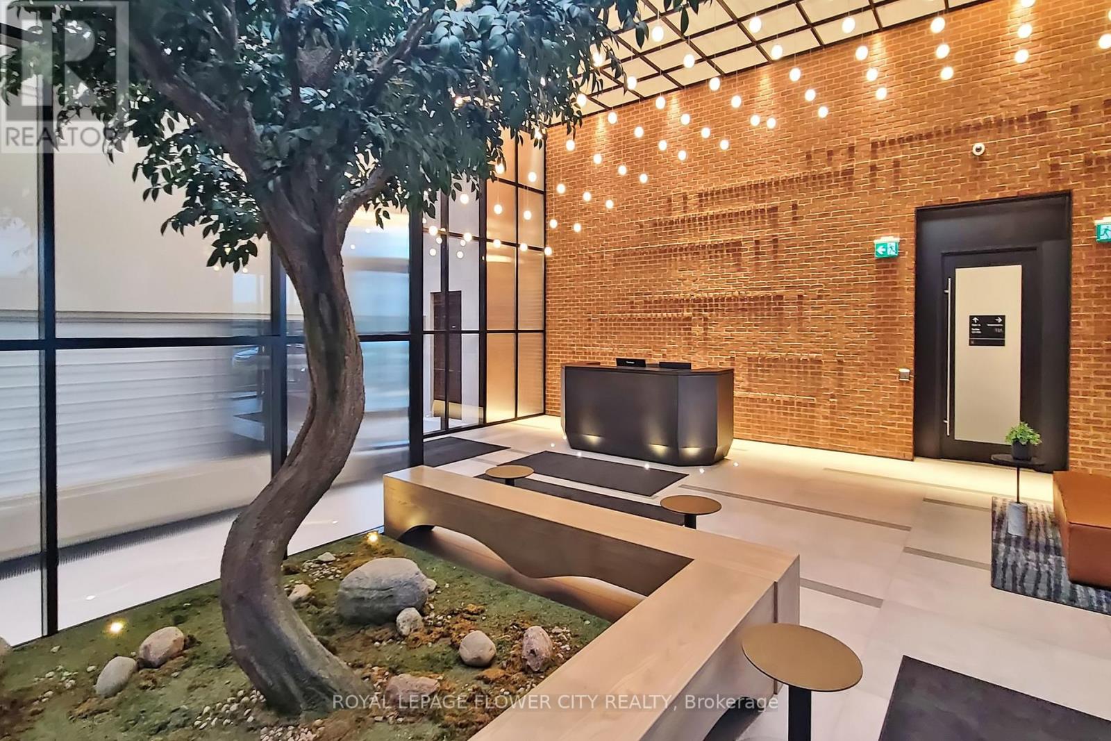 307 - 3220 William Coltson Avenue, Oakville, Ontario  L6H 7X9 - Photo 8 - W12987324